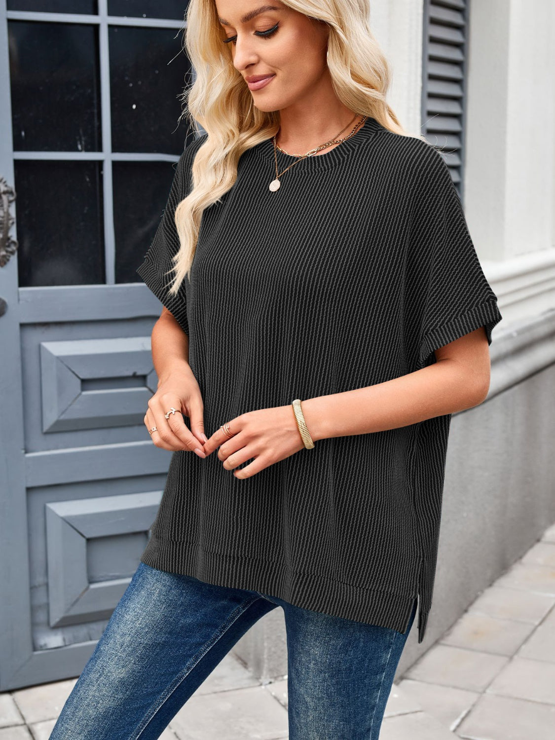 Lovelet Texture Round Neck Short Sleeve T-Shirt